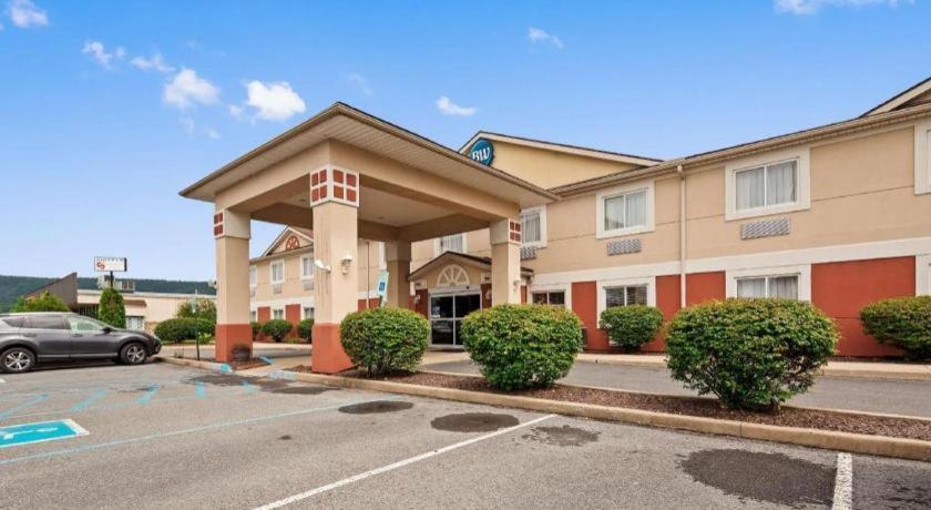 Best Western Nittany Inn Milroy Bagian luar foto